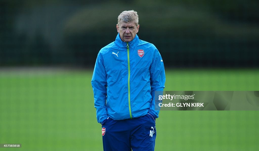 FBL-EUR-C1-ANDERLECHT-ARSENAL-TRAINING