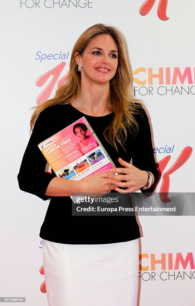 Genoveva Casanova Presents Campaign Chime For Change By Gucci Foundation