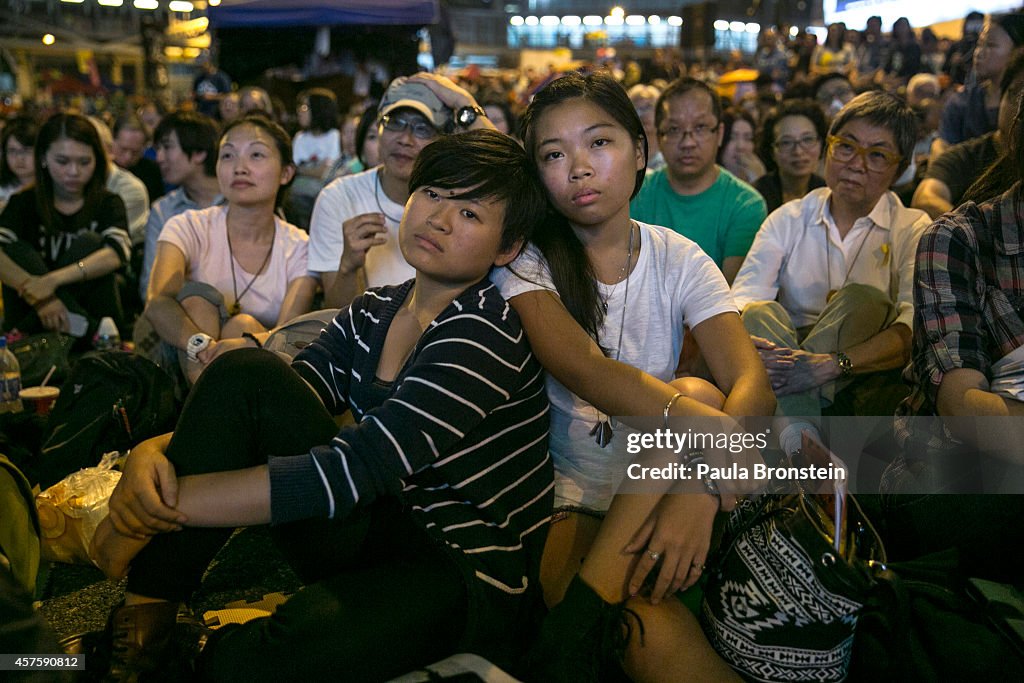 Hong Kong Pro-Democracy Rallies Enter Week Four Despite Police Efforts To Clear The Streets