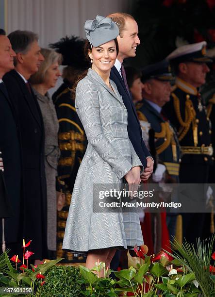 Catherine, Duchess of Cambridge and Prince William, Duke of Cambridge attend the ceremonial welcome for Singapore's President Tony Tan Keng Yam at...