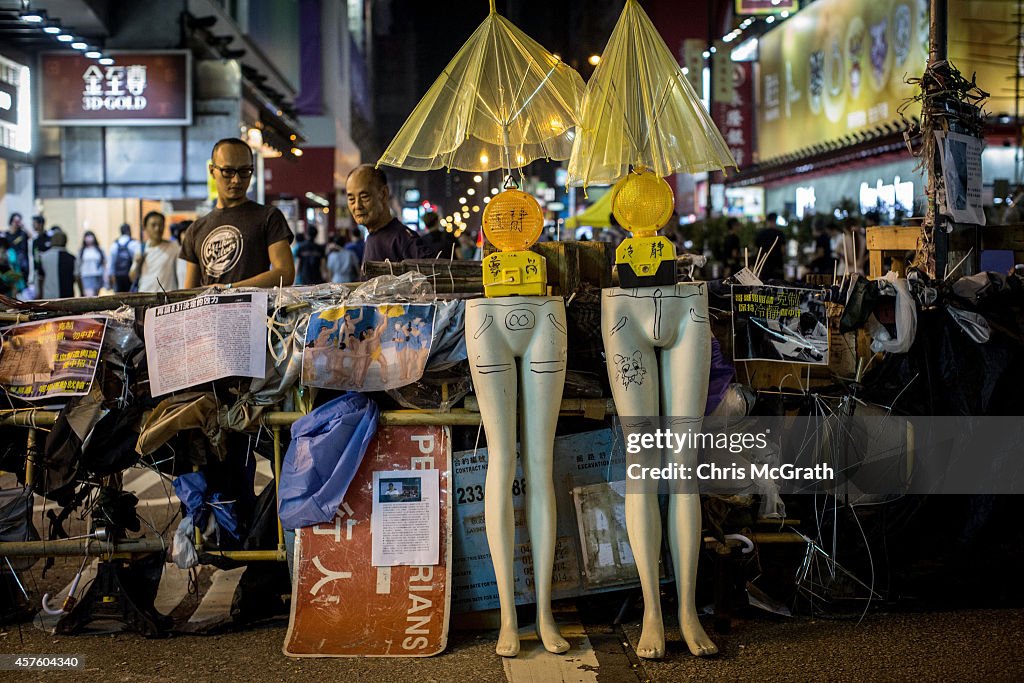 Hong Kong Pro-Democracy Rallies Enter Week Four Despite Police Efforts To Clear The Streets