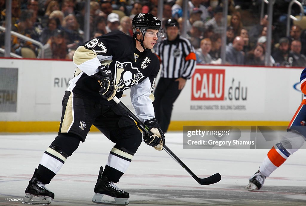 New York Islanders v Pittsburgh Penguins