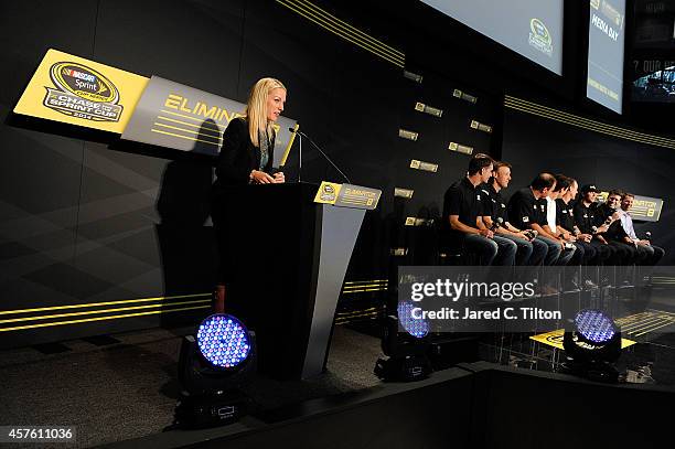 Sports anchor Lindsay Czarniak, Jeff Gordon, driver of the Drive To End Hunger Chevrolet, Matt Kenseth, driver of the Dollar General Toyota, Ryan...