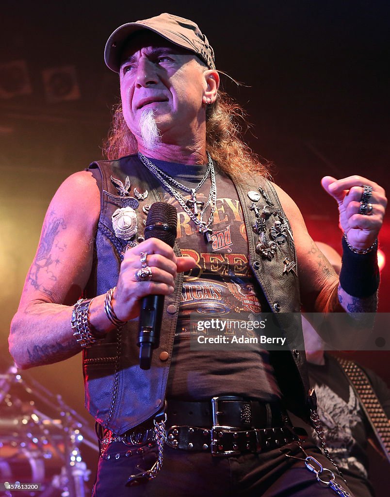 Accept Perform In Berlin