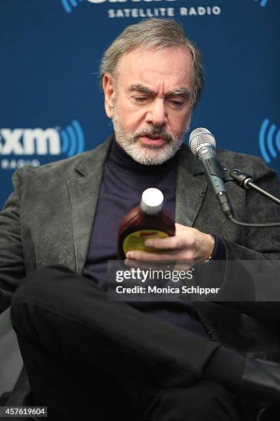 Singer-songwriter Neil Diamond visits the SiriusXM Studios on October 21, 2014 in New York City.