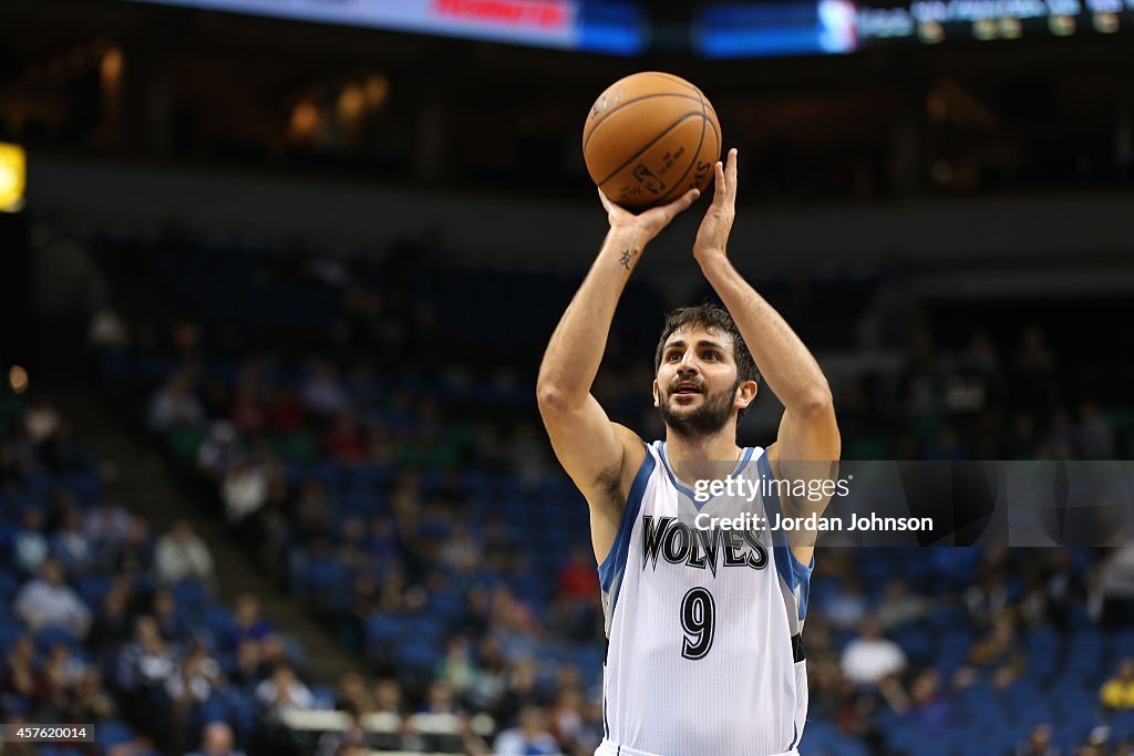 Indiana Pacers v Minnesota Timberwolves