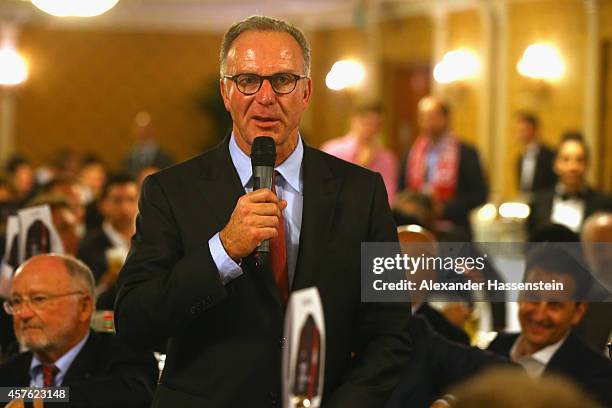 Karl-Heinz Rummenigge, CEO of Bayern Muenchen AG speaks at the FC Bayern Muenchen Champions Banquet at their team Hotel Parco Dei Principi after...