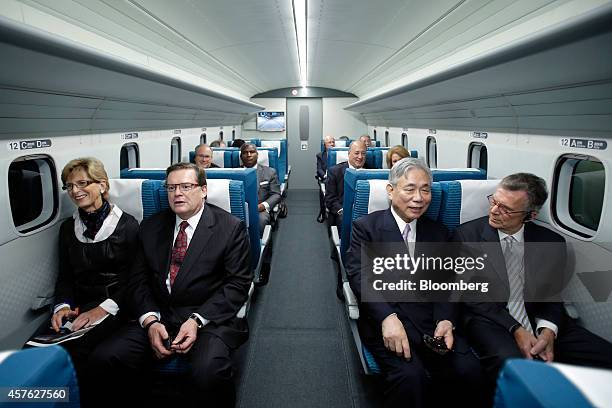 Christine Todd Whitman, former New Jersey Governor and administrator of the U.S. Environmental Protection Agency, front row from left, Wayne Rogers,...