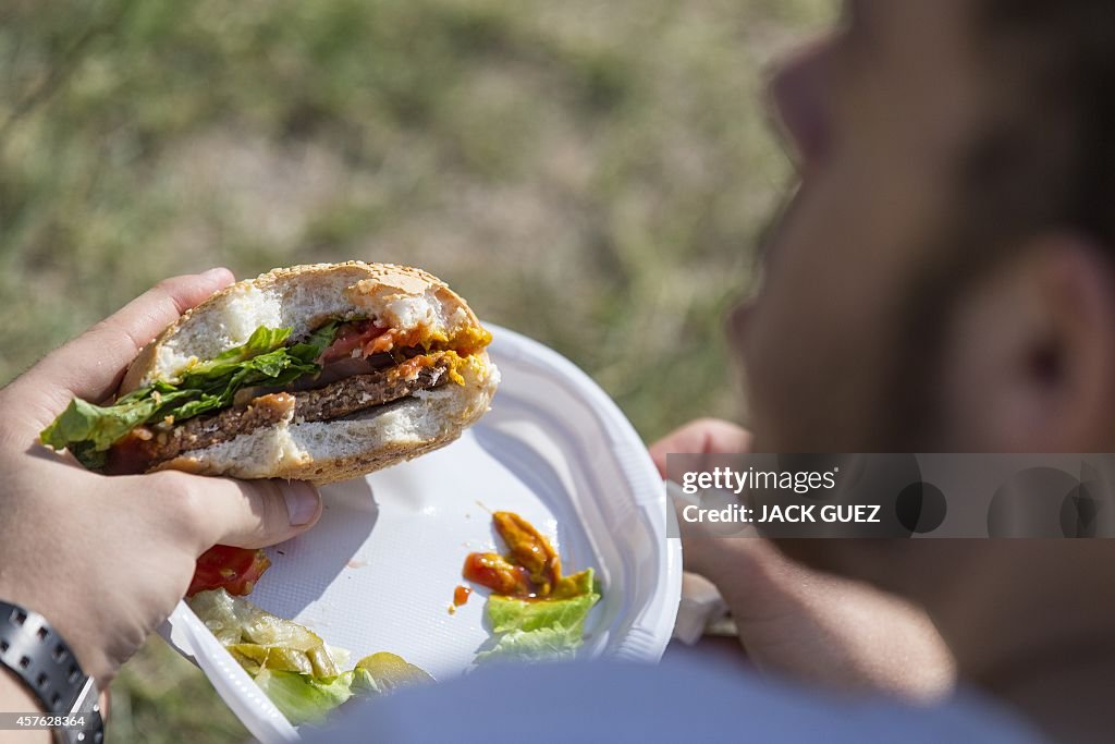 ISRAEL-THEME-FOOD-VEGAN-FAIR