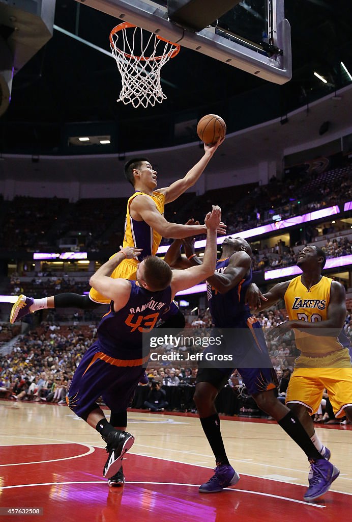 Phoenix Suns v Los Angeles Lakers