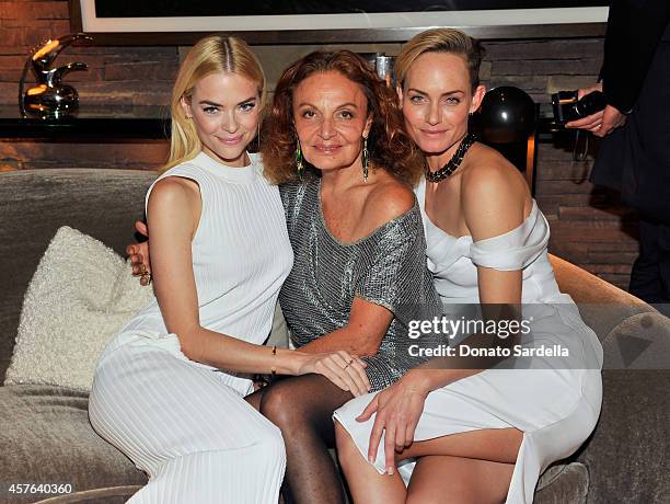 Actress Jaime King fashion designer Diane Von Furstenberg and actress Amber Valletta attend the CFDA/Vogue Fashion Fund evening dinner on October 21,...