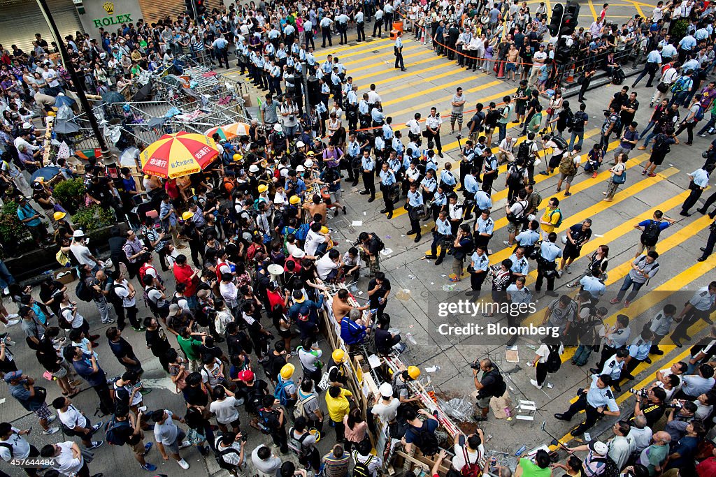 Images Of Mongkok As Hong Kong May Send New Report on Democracy Demands to China