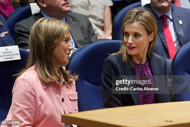 Spanish Minister of Health, Social Services and Equality Ana Mato and Queen Letizia of Spain attend the 25th Anniversary Ceremony of the Spanish...