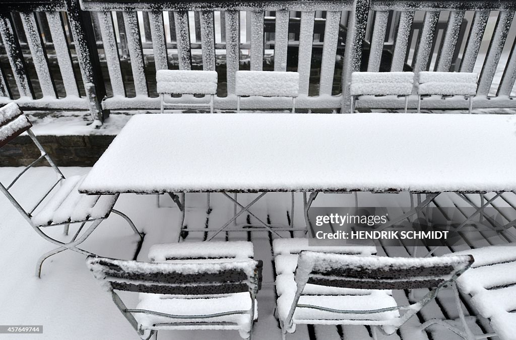 GERMANY-WEATHER-SNOW-FEATURE