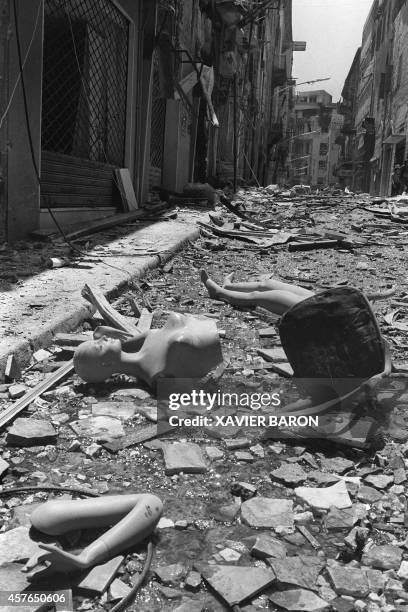 Picture taken 07 May 1976 of the destroyed streets of Beirut harbor. About 2,000 people died in fighting during the entire siege, and 4,000 were...