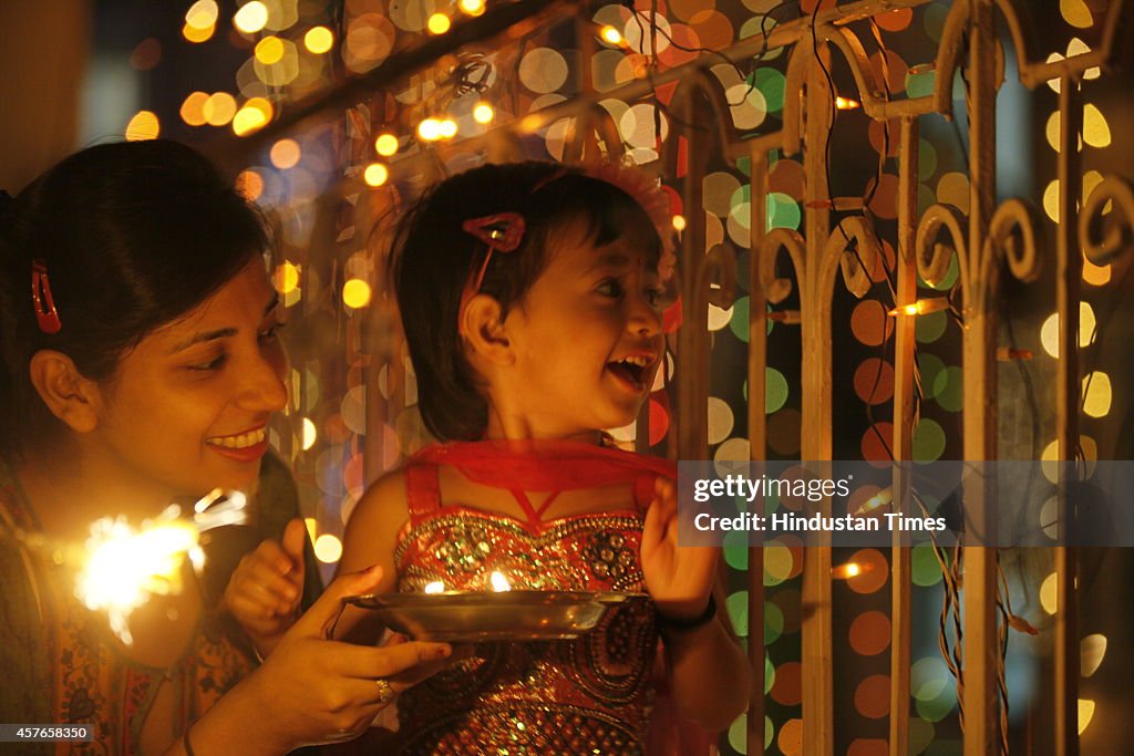 Hindus Celebrate Diwali Festival