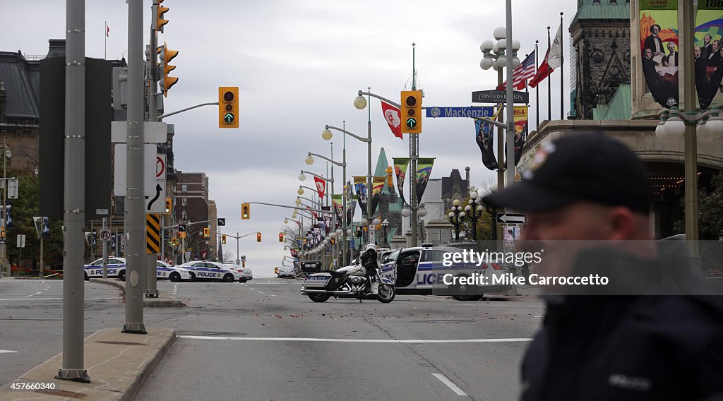 Shooting In Ottawa At City's War Memorial And Near Parliament Hill