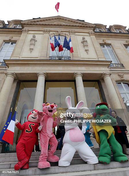 Pink Panther Cartoon Photos and Premium High Res Pictures - Getty Images