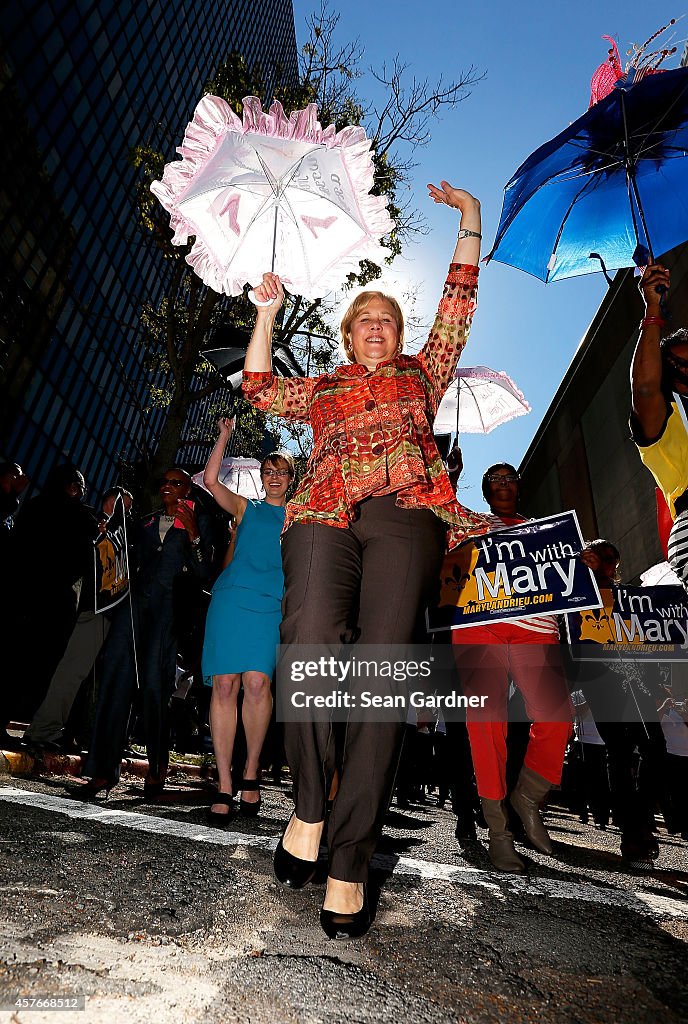 Sen. Laudrieu Holds Campaign Event Then Leads Supporters To Early Voting Location