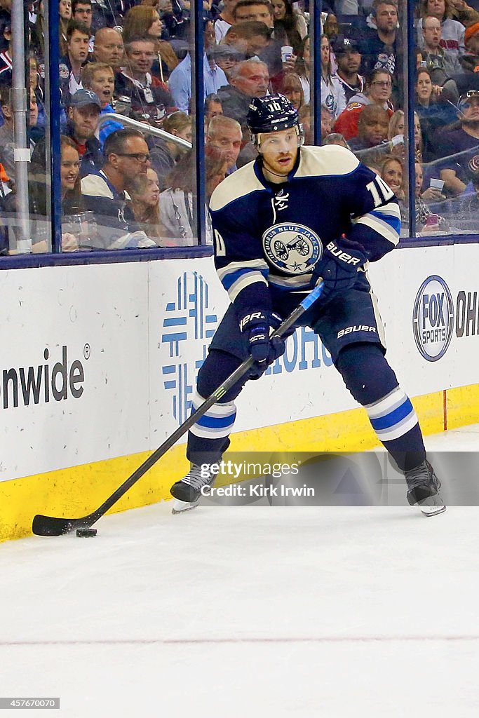 Calgary Flames v Columbus Blue Jackets