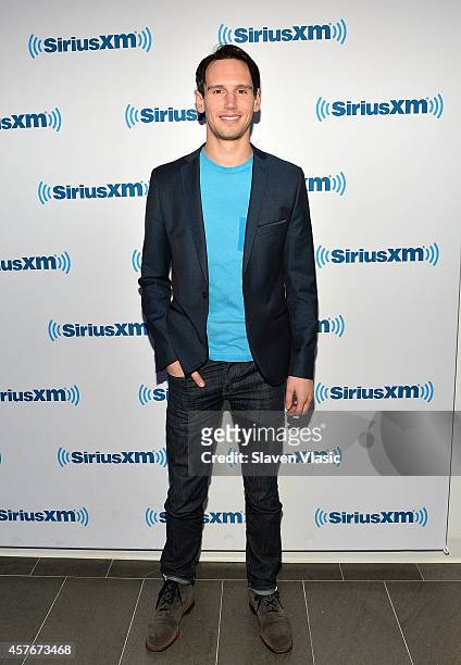 Actor Cory Michael Smith visits SiriusXM Studios on October 22, 2014 in New York City.