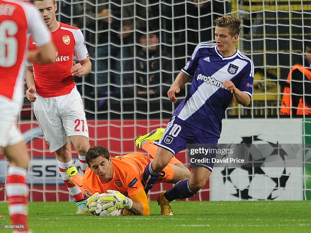 RSC Anderlecht v Arsenal FC - UEFA Champions League