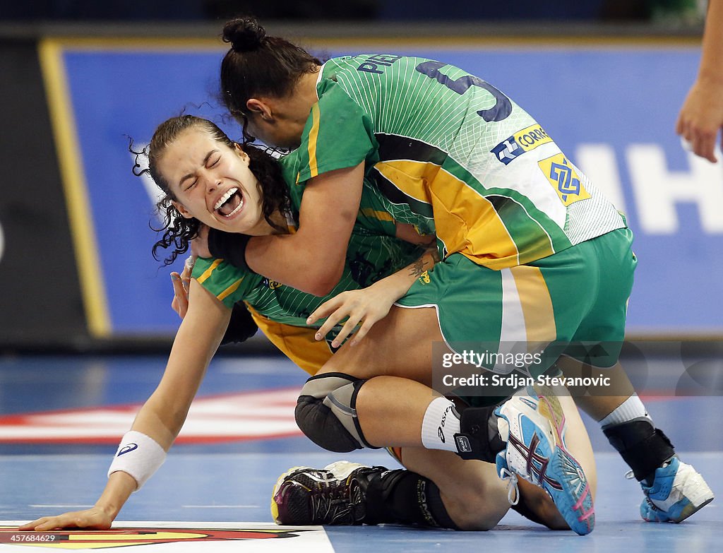 2013 World Women's Handball Championship - Brazil v Hungary