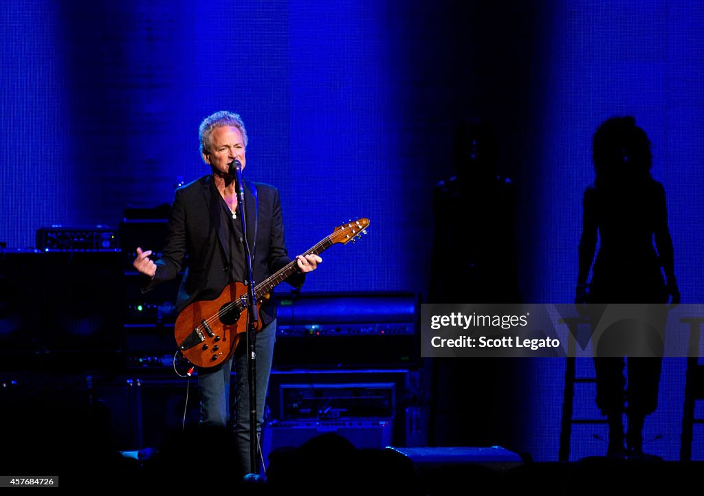 Fleetwood Mac In Concert - Detroit, MI