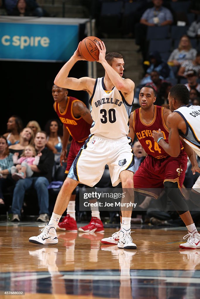 Cleveland Cavaliers v Memphis Grizzlies