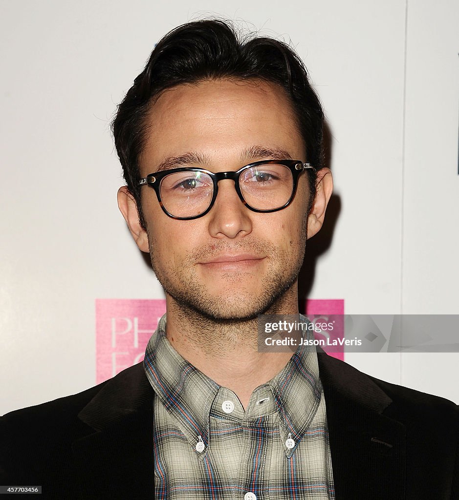 "White Bird In A Blizzard" - Los Angeles Premiere