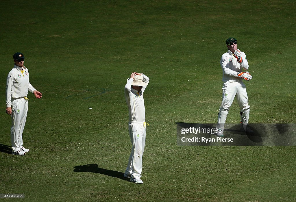 Pakistan v Australia - 1st Test Day Two