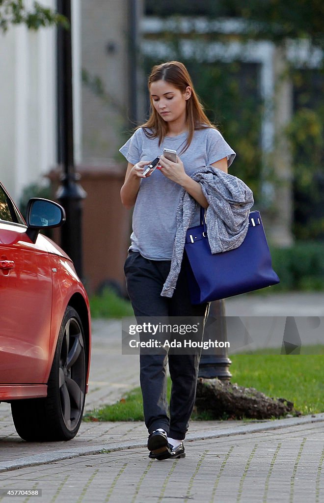 Jacqueline Jossa Sightings -  October 21, 2014