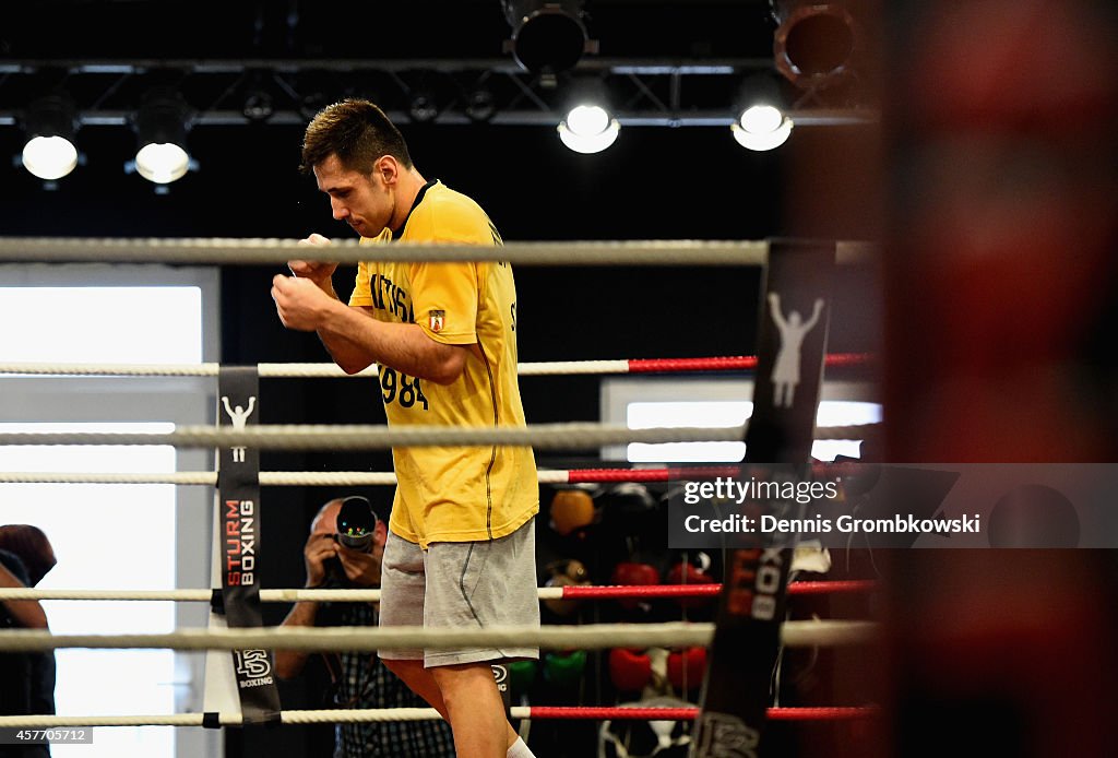 Felix Sturm - Public Training Session