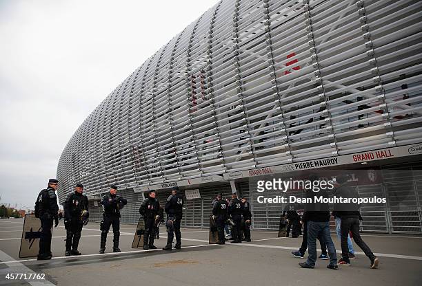 Police services look on outside the ground prior to the UEFA Europa League Group H match between LOSC Lille and Everton at Grand Stade Lille...