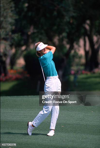 Women's golfer Beth Daniel in action during the Nabisco Dinah Shore golf tournament circa March 1990 at the Mission Hills Country Club in Rancho...
