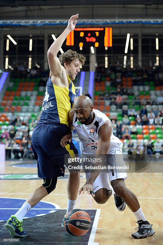 PGE Turow Zgorzelec v Fenerbahce Ulker Istanbul  - Turkish Airlines Euroleague