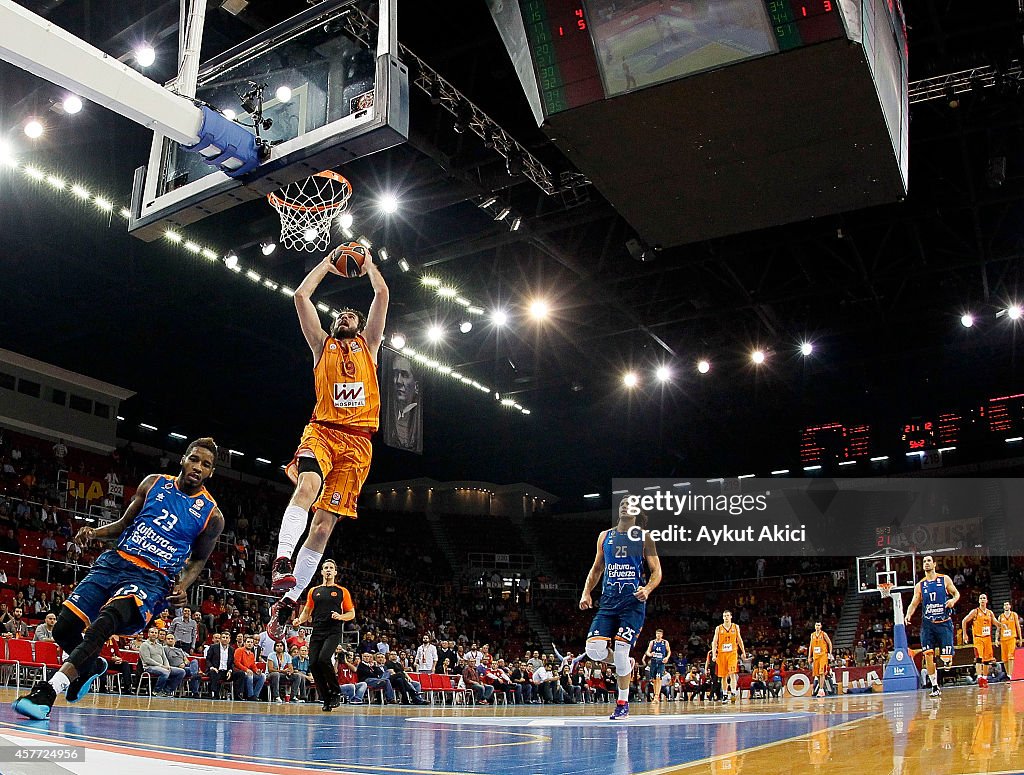 Galatasaray Liv Hospital Istanbul v Valencia Basket  - Turkish Airlines Euroleague