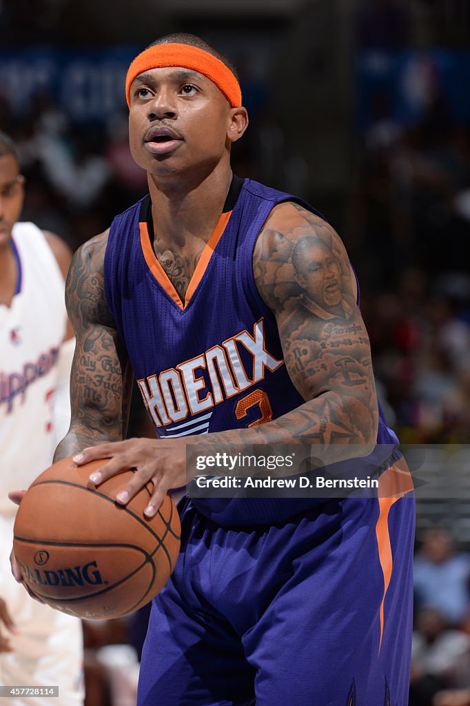 Phoenix Suns v Los Angeles Clippers