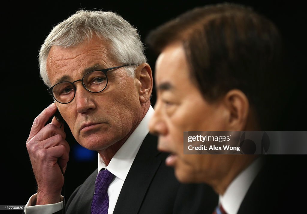 Defense Secretary Hagel Meets With Korean Defense Minister At Pentagon