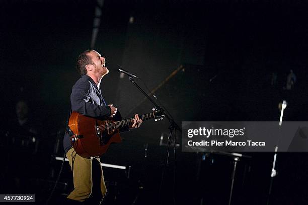 Damien Rice performs on stage on October 23, 2014 in Milan, Italy.