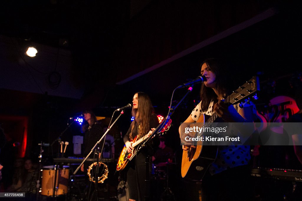 The Staves Perform At Whelan's In Dublin