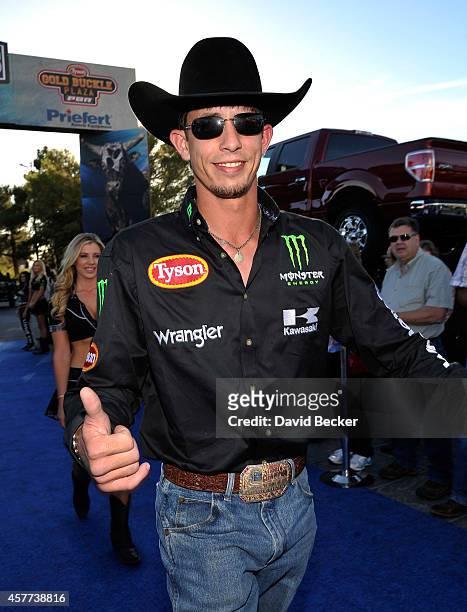 521 J B Mauney Photos and Premium High Res Pictures - Getty Images