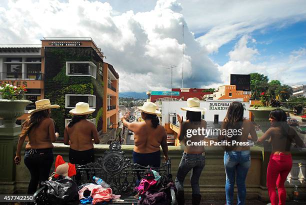 Half naked women member of the movement "Los 400 Pueblos", demonstrated the Juarez park claiming Conagua, for alleged encroachment for lands.