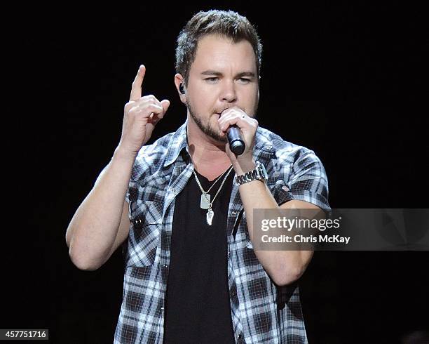 Mike Eli of The Eli Young Band performs at Arena at Gwinnett Center on October 23, 2014 in Duluth, Georgia.