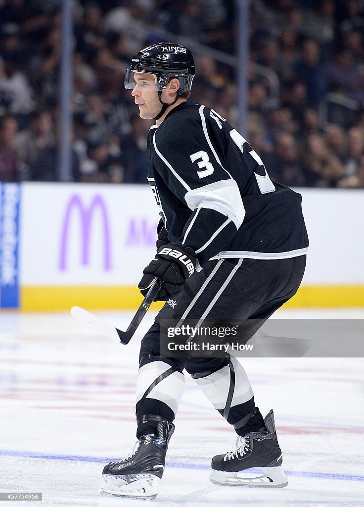 Buffalo Sabres v Los Angeles Kings