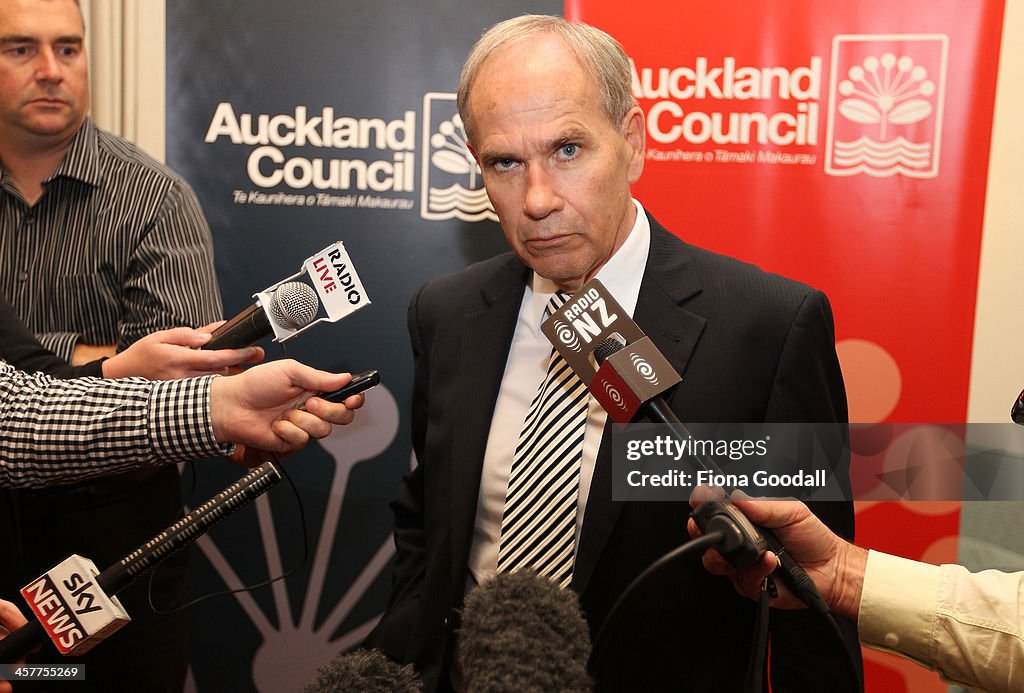 Auckland Council Votes on Mayor Len Brown's Censure