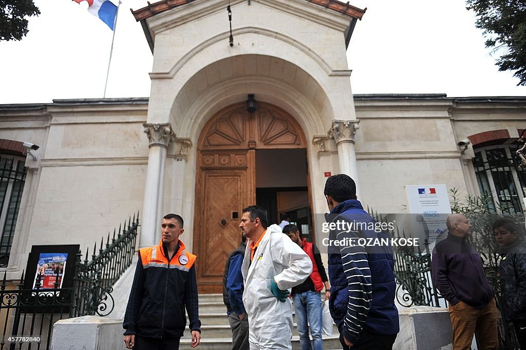 TURKEY-FRANCE-CONSULATE-POLICE