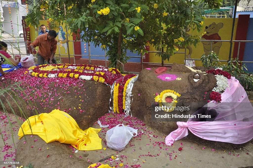 People Celebrate Govardhan Puja