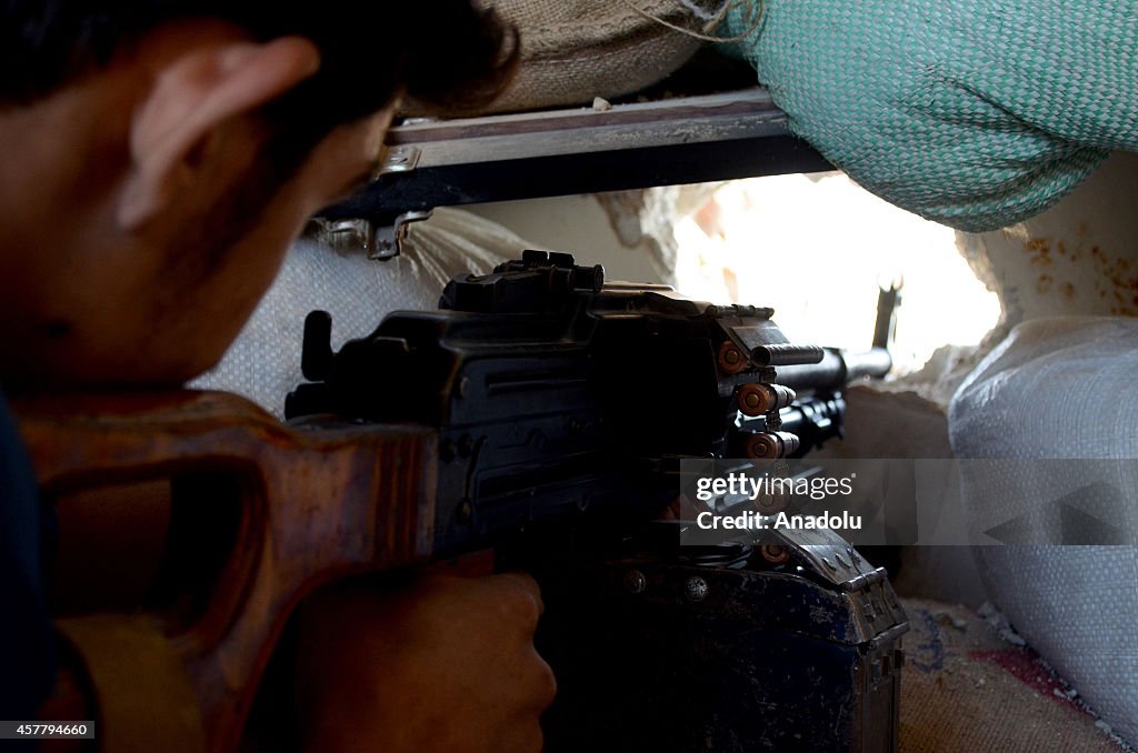 Clashes between members of FSA and Assad regime forces