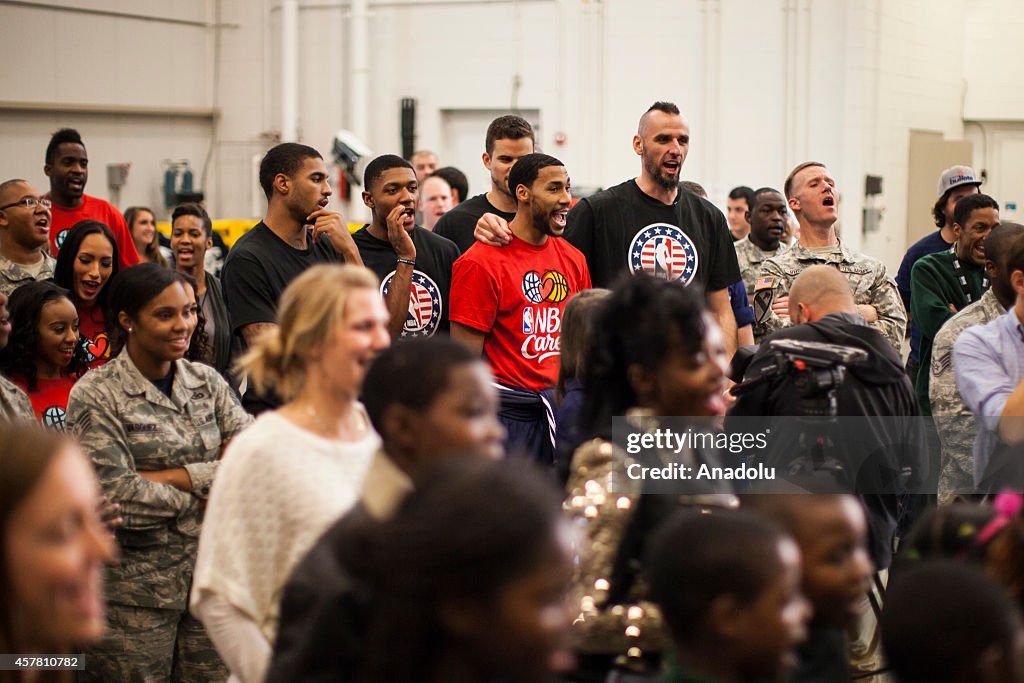 Wizards Players Volunteer at the Capital Area Food Bank